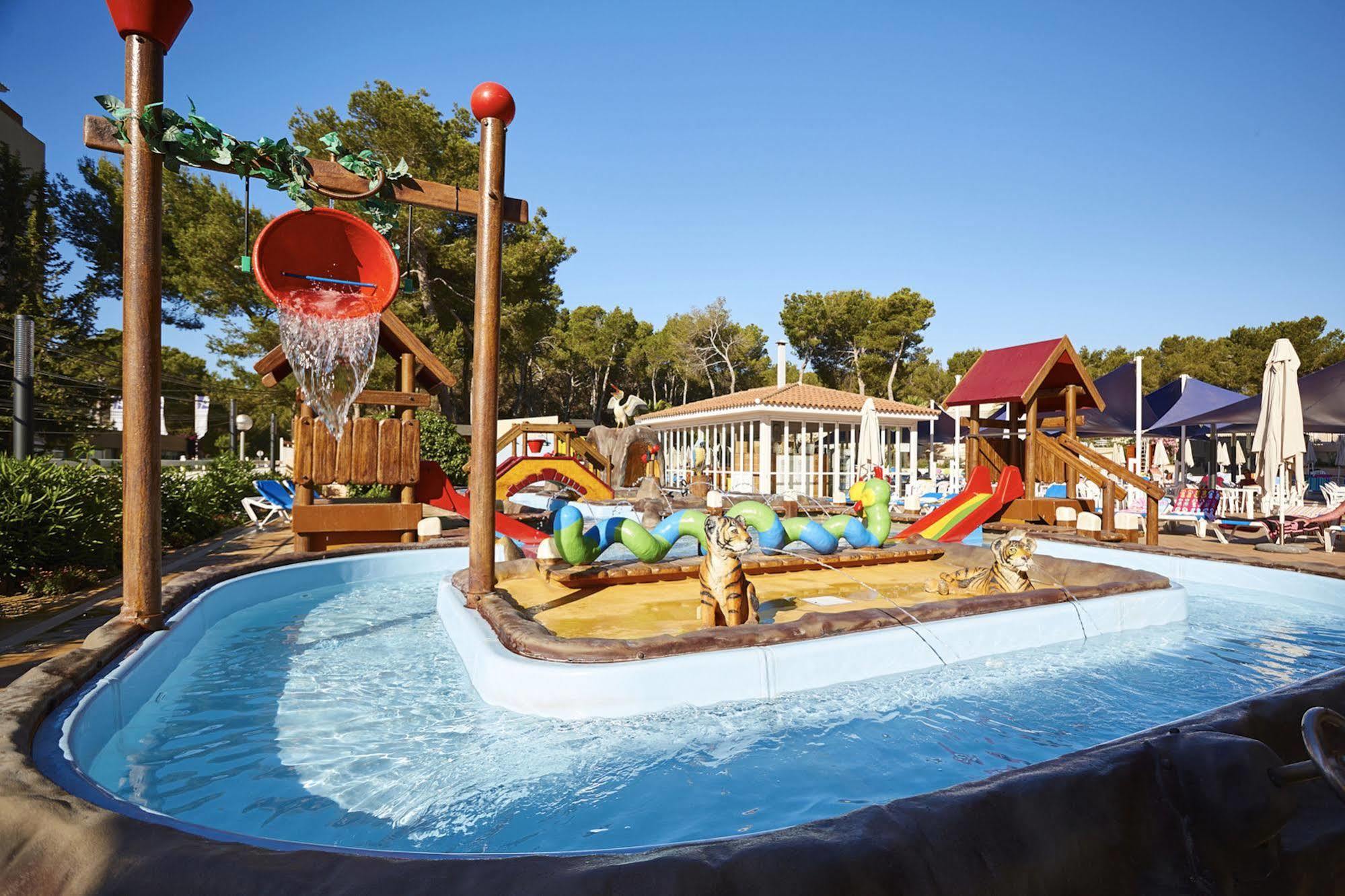 Invisa Ereso All Inclusive Es Cana Kültér fotó